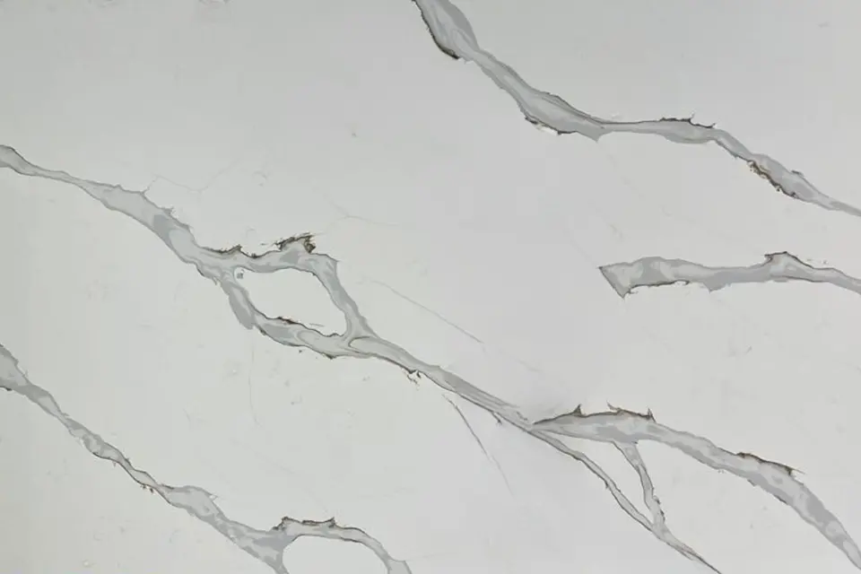 Golden Fantasy, shown as a flat sample